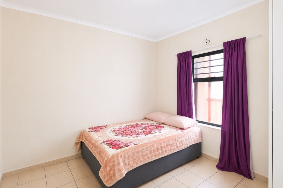 To Let 2 Bedroom Property for Rent in Parklands Western Cape